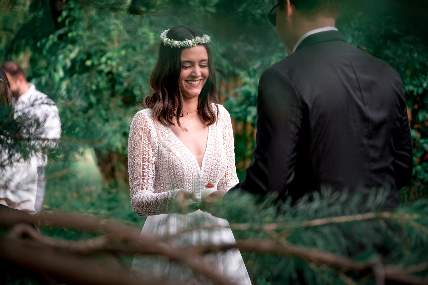 Ślub cywilny w plenerze boho para młoda tort mono porcje